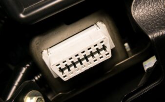 Can you use more than one device in your OBD-II port? - The Solid Signal  Blog