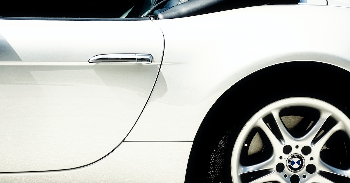 How Much Does It Cost To Replace A Car Door in 2024? Lemonade Car