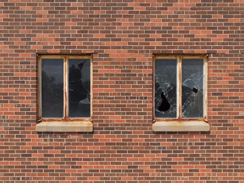 tips for dealing with broken window