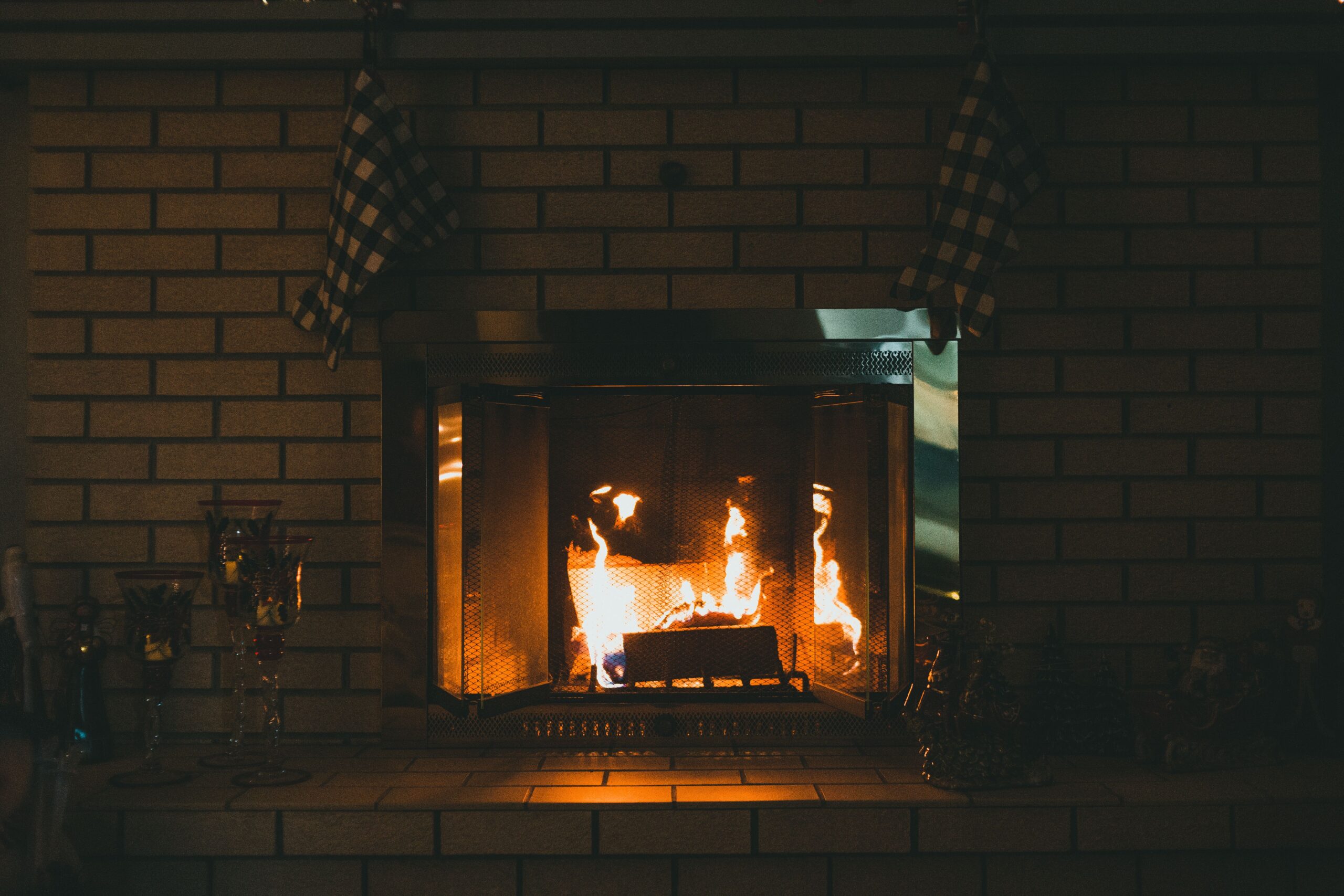 Apartment fire damage and no renters insurance? 6 steps to take right now