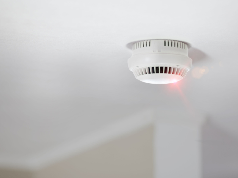 smoke and fire detectors are key to preventing apartment fires